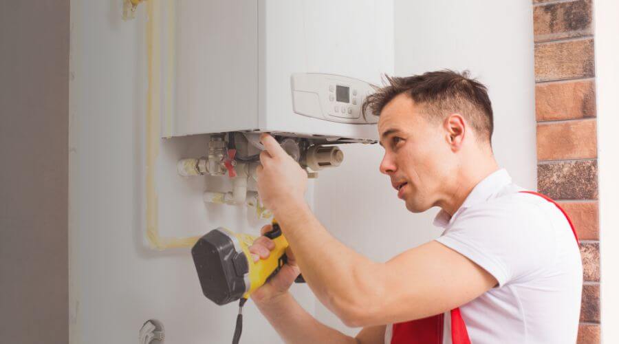 Expert burst pipe repair services in Carbon Cliff, IL